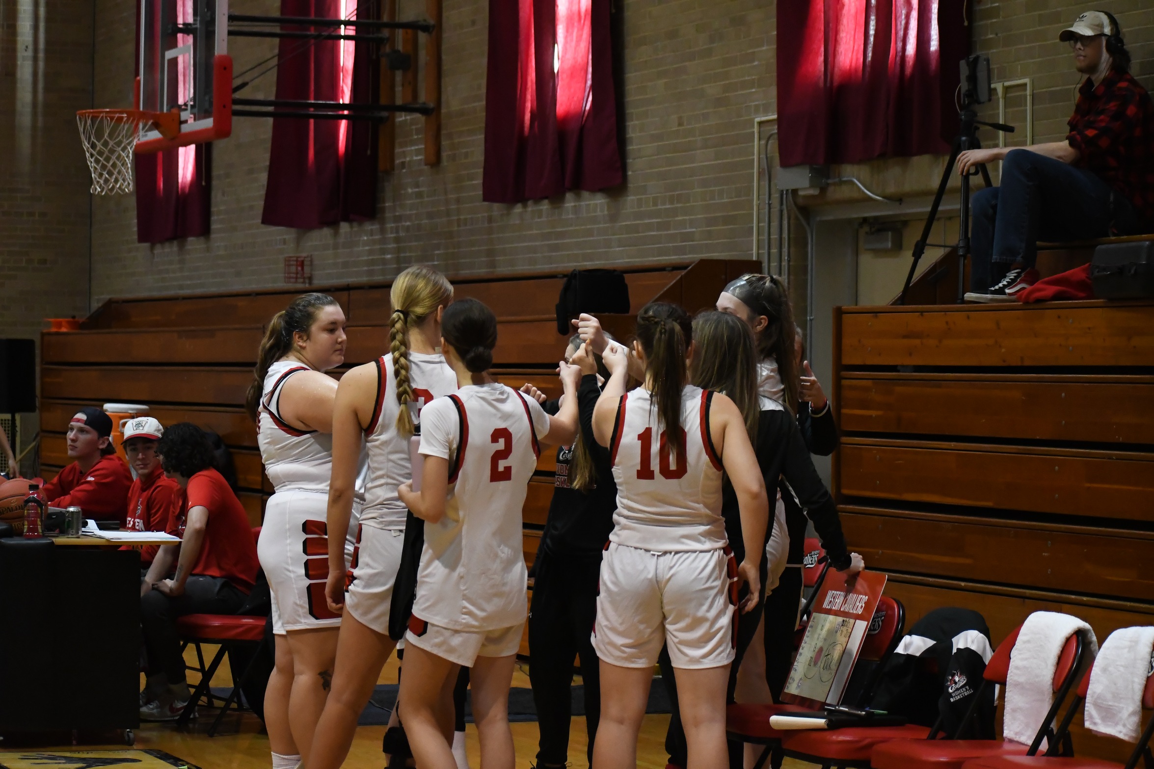 Western drops to St. Cloud